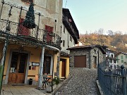 18 Il sent. 514 si avvia presso il Ristorante Breve Respiro